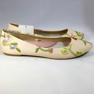 Goldtoe Lois Flats size 8